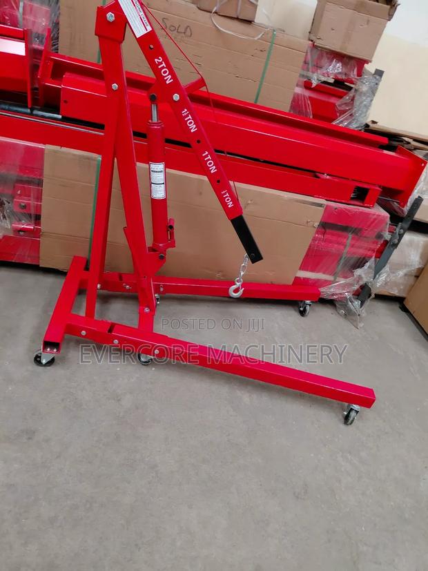 Heavy Duty 2tonne Engine Crane Machine. - main view