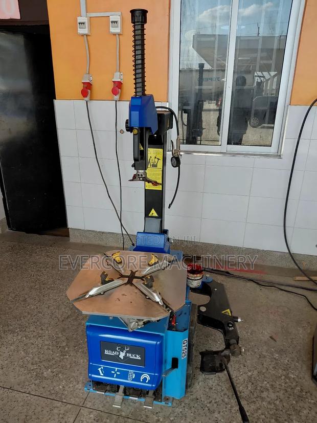 Heavy Duty Tyre Changing Machine Commercial Purpose - main view