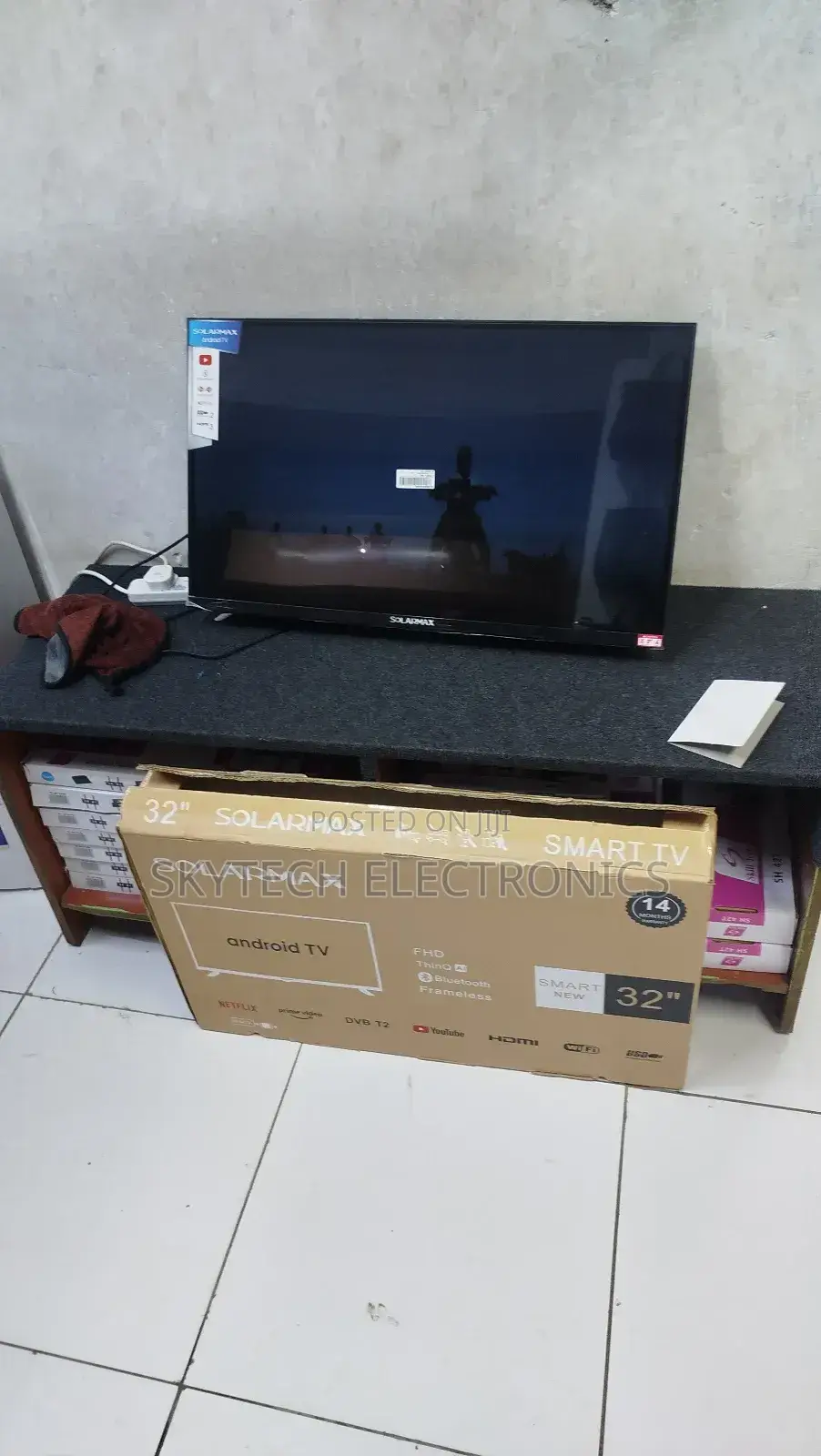 Solarmax 32inch Smart Android Tv