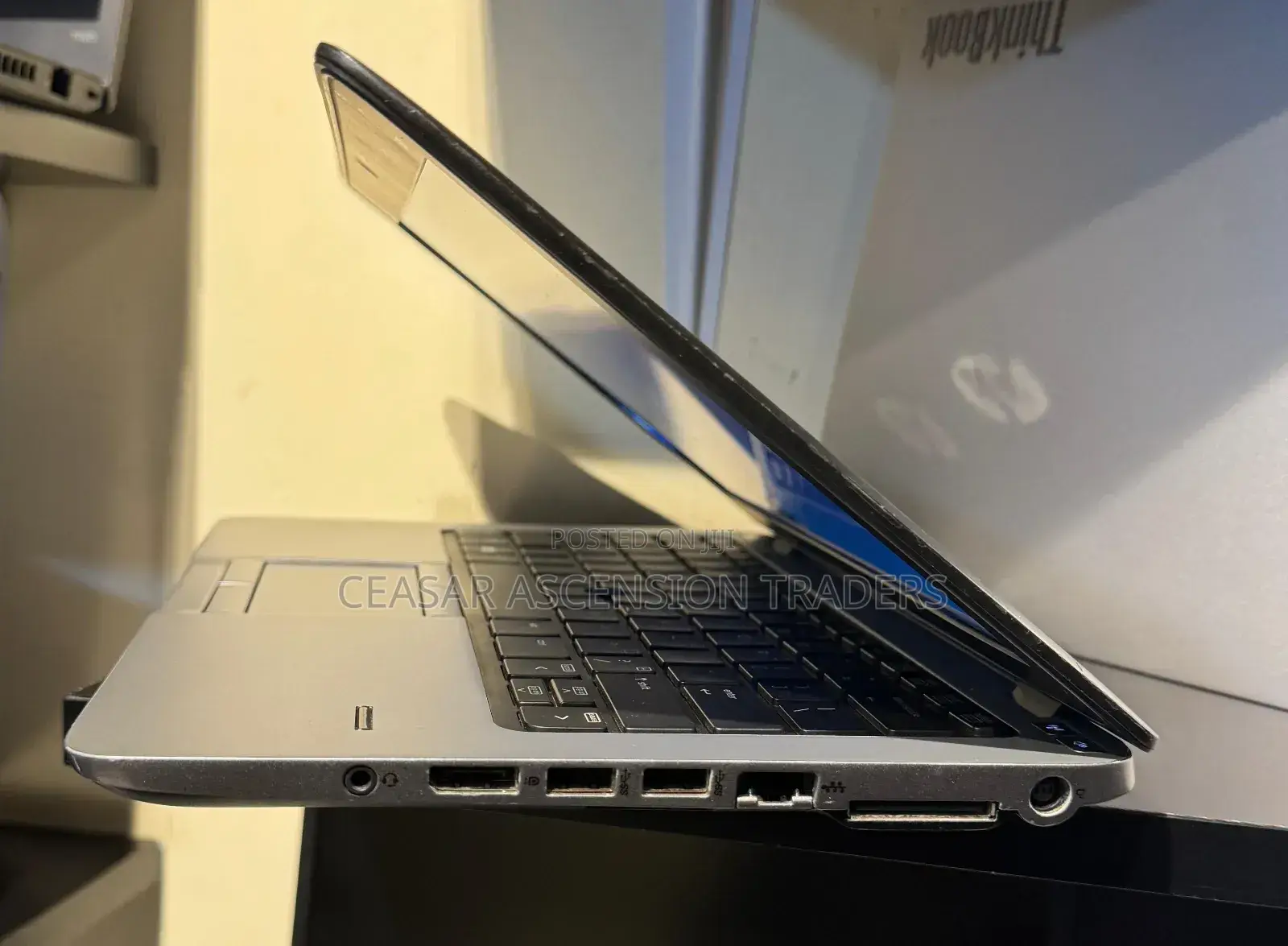 Laptop HP EliteBook 820 G1 8GB Intel Core I5 SSD 256GB