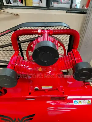 Heavy Duty 300l Three Phase Air Compressor Machine Sunshine Italy.