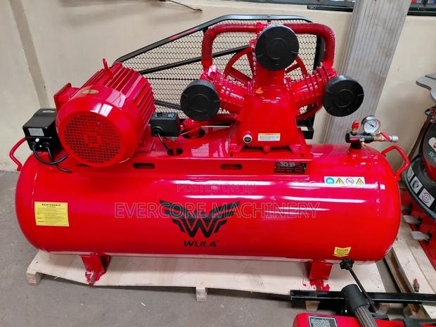 Heavy Duty 300l Three Phase Air Compressor Machine Sunshine Italy. - thumbnail 3