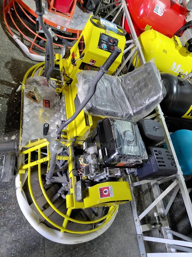 Ccommercial Ride on Power Trowel/Concrete Floater Machine - thumbnail 3