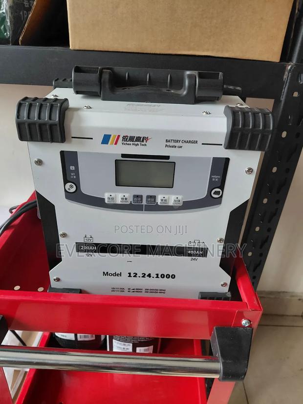 Personal Car Battery Charging Machine
