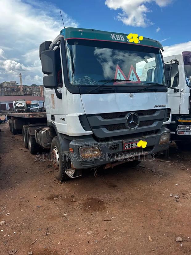 Actros 3340 Mp2 and Trailer Bhacgu Flat Bed for Sale