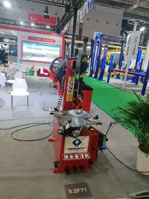 Heavy Duty Commercial Tyre Changer Machine .