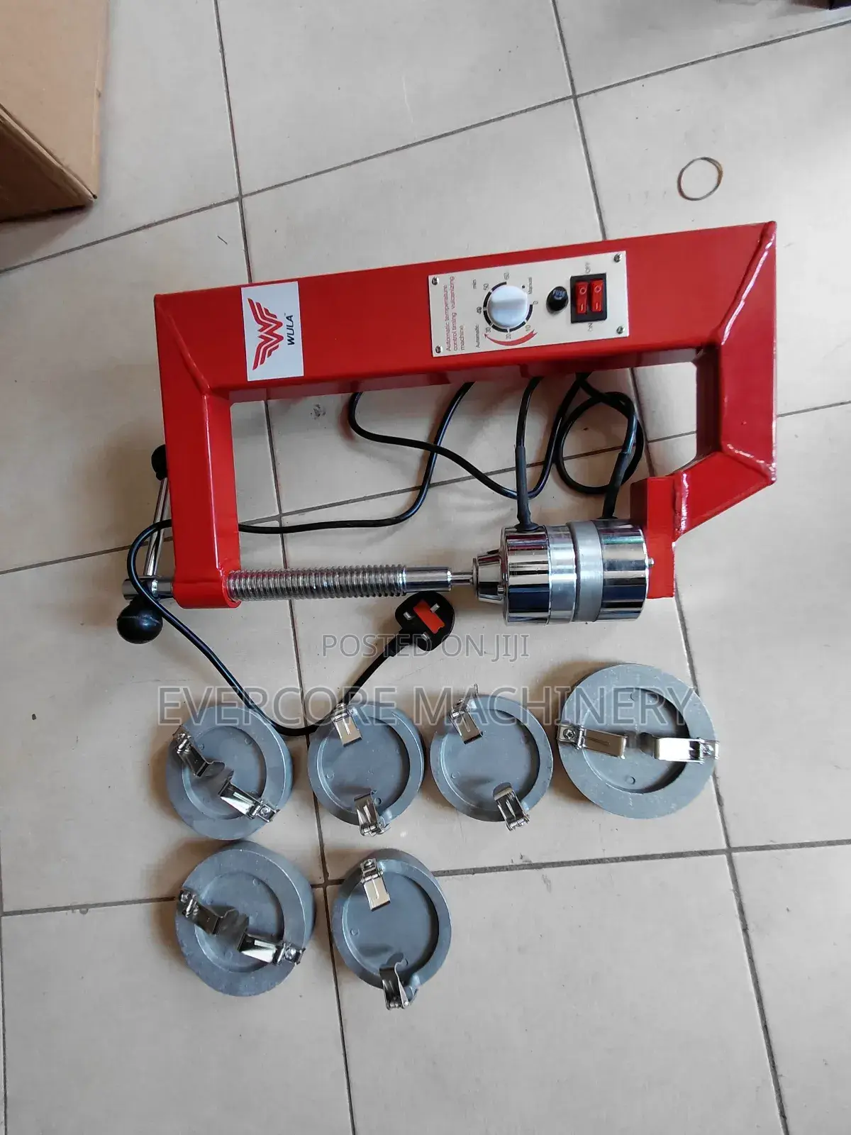 Heavy Duty Powerful Tyre Vulcanizer Machine.
