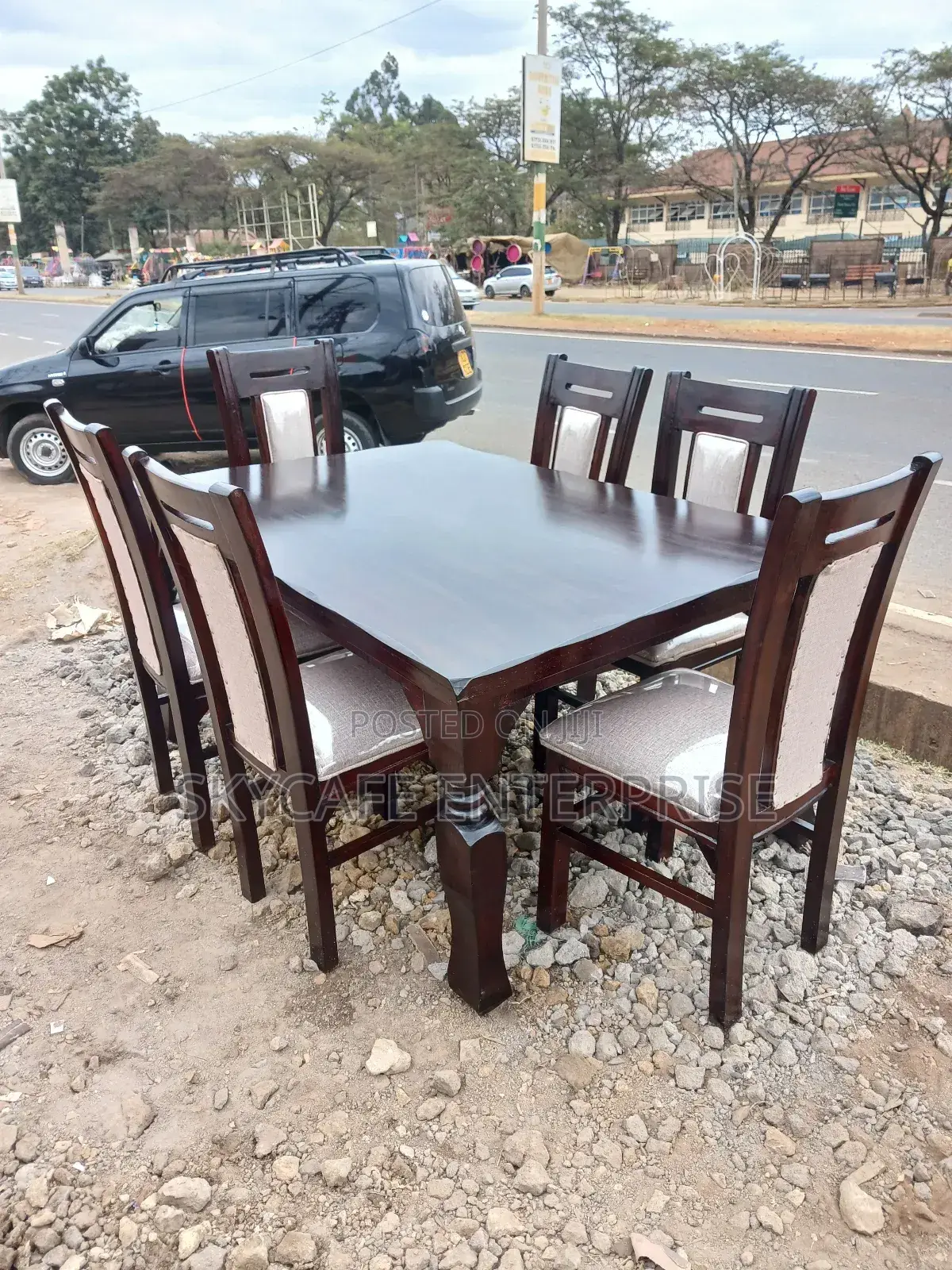 6 Seater Dinning Tables