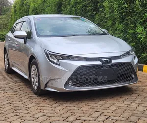 Toyota Corolla L (1.8L 4cyl 2A) 2019 Silver