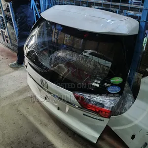 Honda Shuttle 2015 Boot