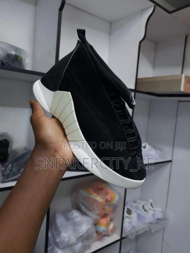 Jordan 15s - main view