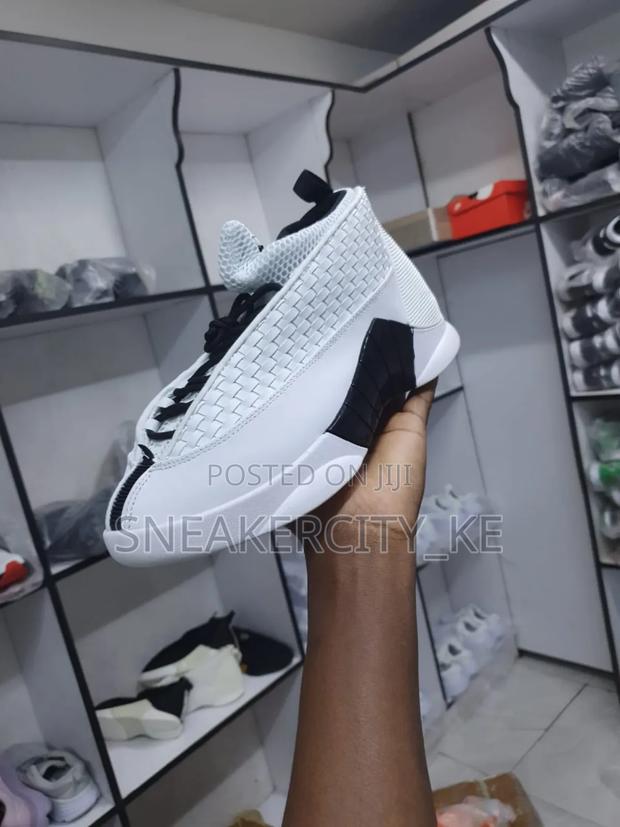 Jordan 15s - thumbnail 3