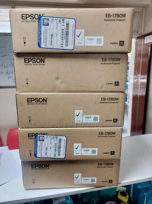 Epson Eb-1780w Ultra Portable 3lcd Projector - main view