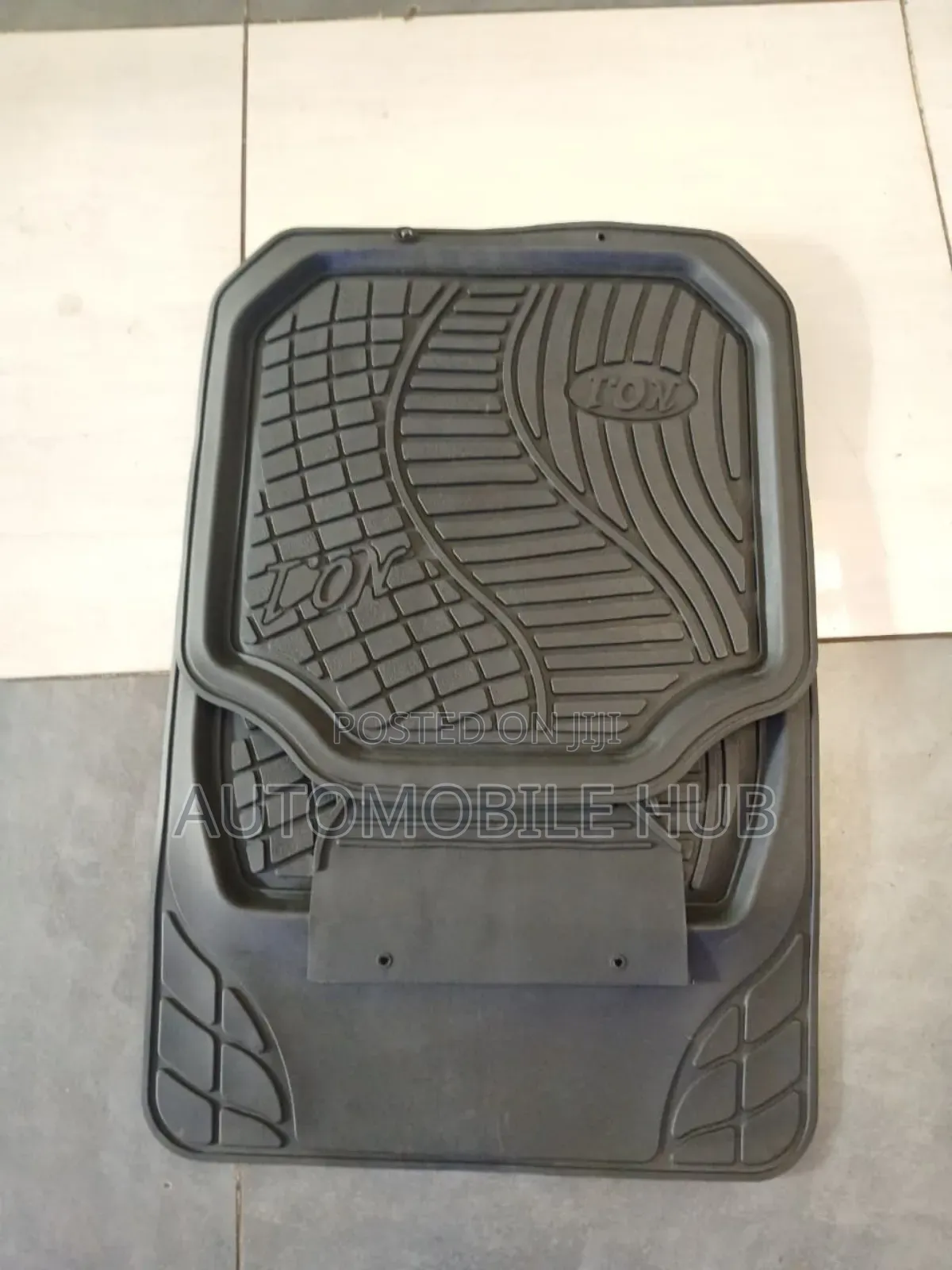 Black Plain Floor Mats - Antislip Floor Mats