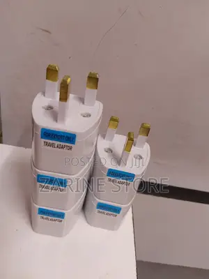 Travel Adaptor Fused Top Plug