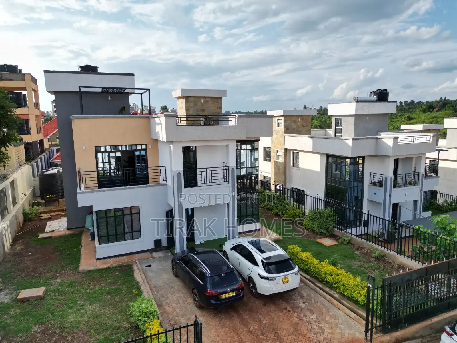 6bdrm Maisonette in Elgon Estate, Kenyatta Road / Theta for sale