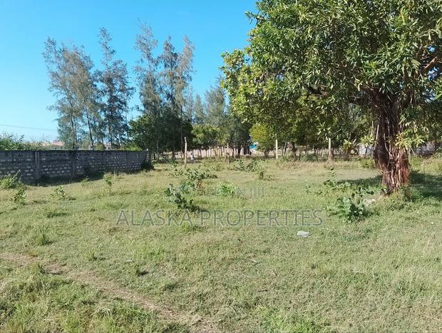 1/8 Prime Plot for Sale in Bamburi Seven Star - thumbnail 6
