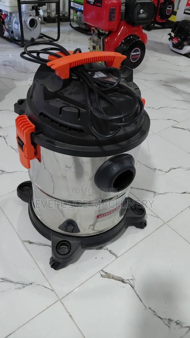 Heavy Duty 20litres Wet and Dry Vacuum Cleaner Italian - main view