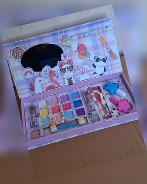 Real Cosmetic Kids Makeup Kit for Girls Washable Makeup