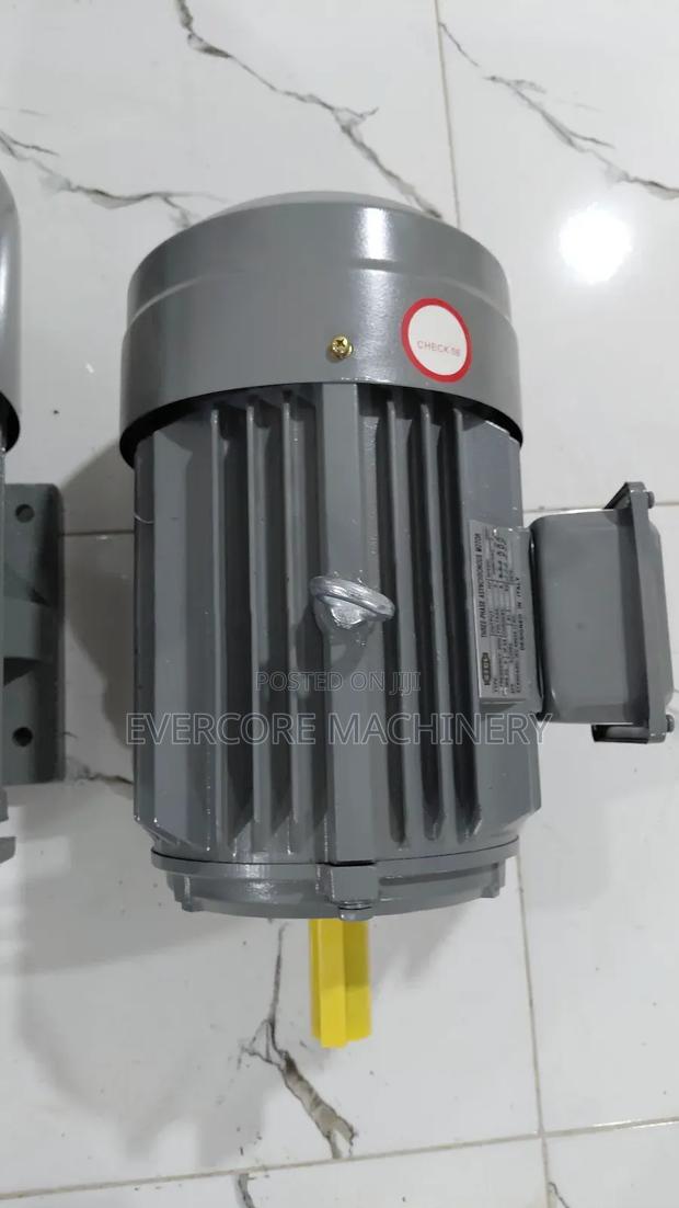 5.5hp Three Phase Motor High-Speed 415v Italy Design. - thumbnail 4