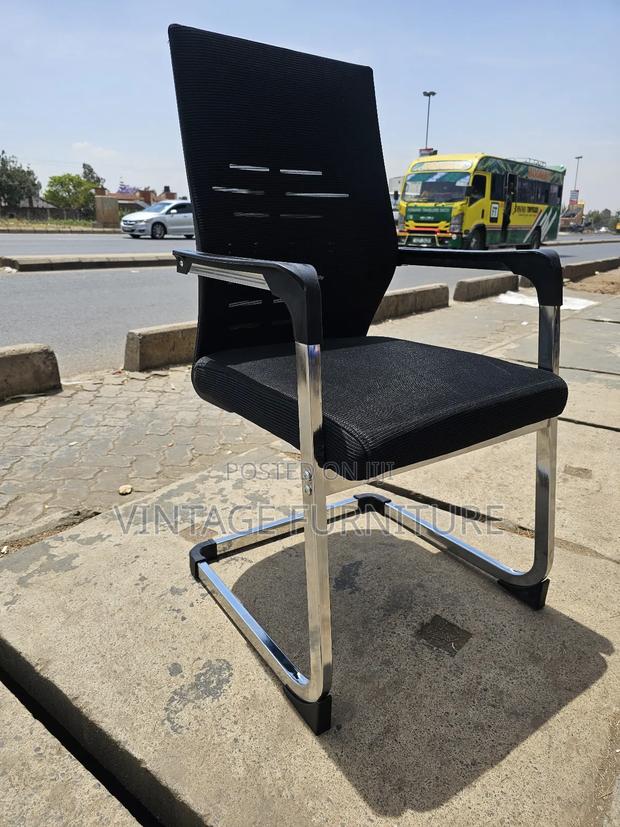 Executive Waitimg Chairs M007^D