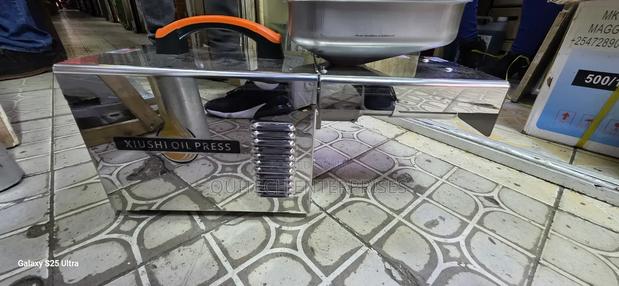 Electric Oil Extractor Machine/ Oil Pressing Machine