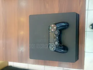Ps4 Slim With 1 Pad