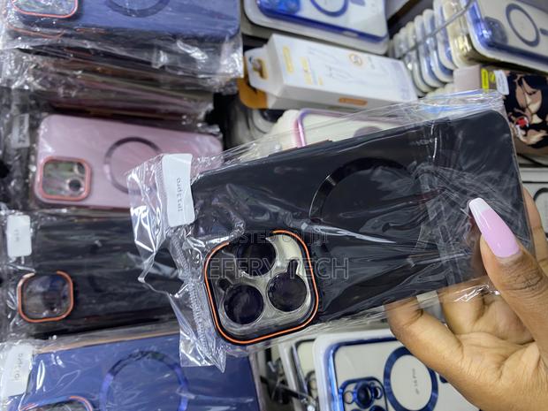 Aqwsdf iPhone 13 Pro Magsafe Case With Lens Protector /Stand - thumbnail 2