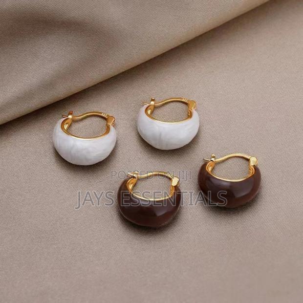 Classic and Trendy Earrings for All Styles - thumbnail 9