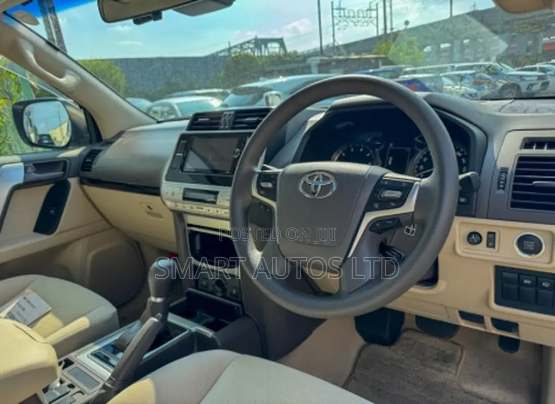 Toyota Land Cruiser Prado 2.7 2018 Pearl
