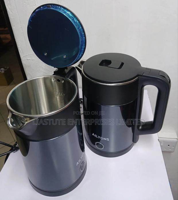 Ailyons Fk-0320: 1.8l Cordless Kettle in Black