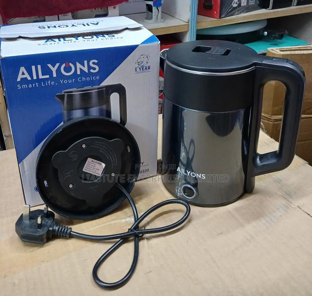 Ailyons Fk-0320: A Safe Reliable 1.8l Electric Kettle