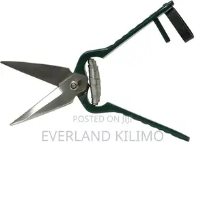 Safe Goat Hoof Trimmer