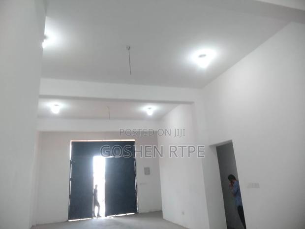 Prime Mini-Godown/Shop to Let at Shimanzi Mombasa City (Island) - thumbnail 5