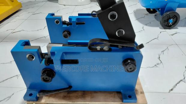 Heavy Commercial Manual Bar Cutter Machine. - thumbnail 3