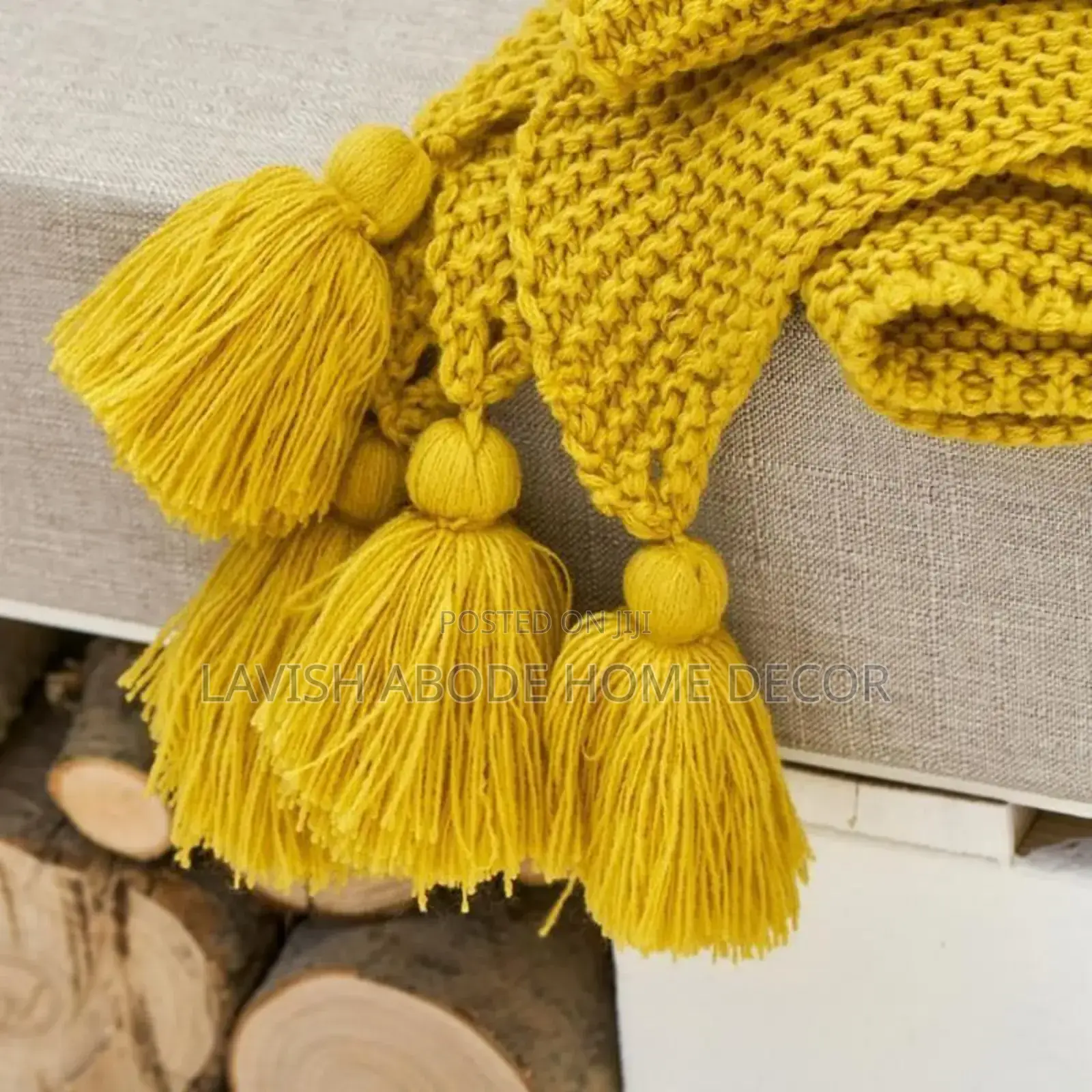 High Quality Knitted Throw Blanket With Tassels