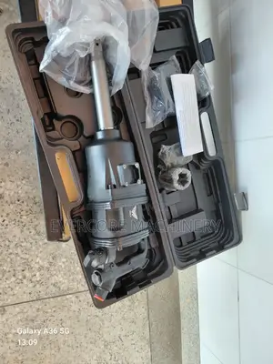 Commercial One Inch Truck Impact Wrench Machine.