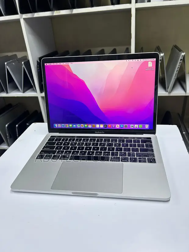 MacBook Pro 2016 core i5 SSD500GB Laptop Apple MacBook Pro 2016