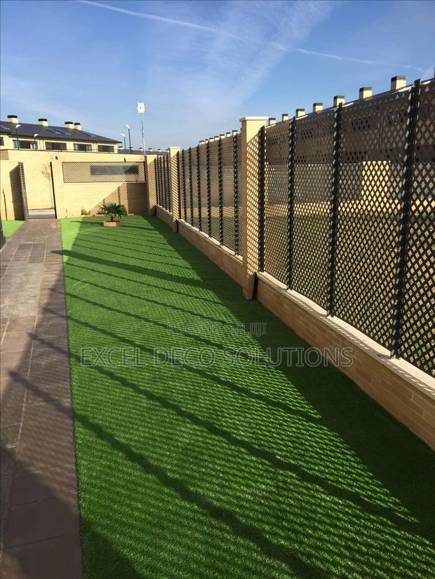 Artificial Grass Carpet for Balconies Rooftop Gardens - main view