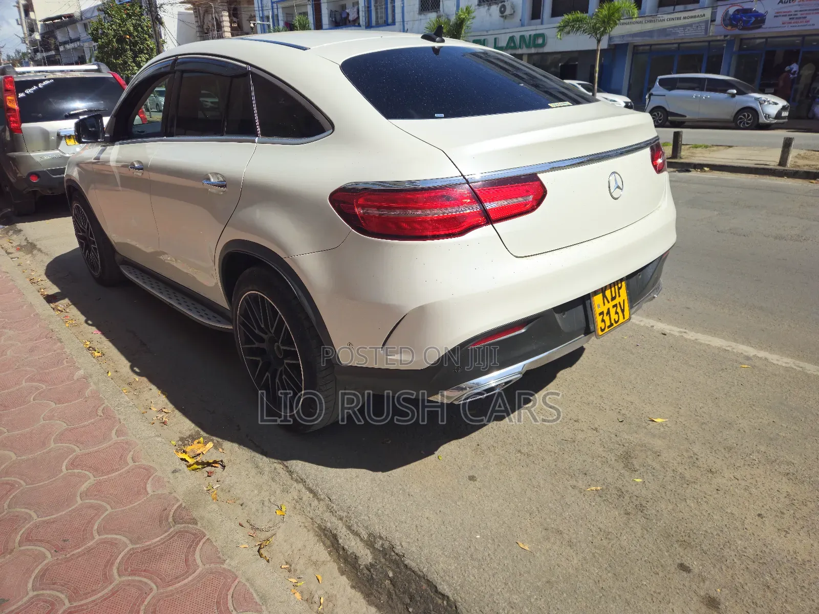 Mercedes-Benz GLE-Class 2019 White