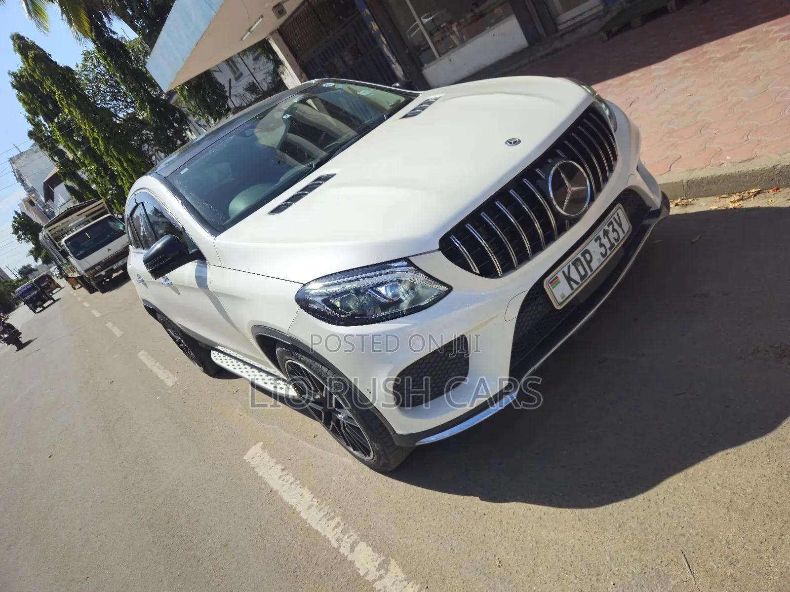 Mercedes-Benz GLE-Class 2019 White