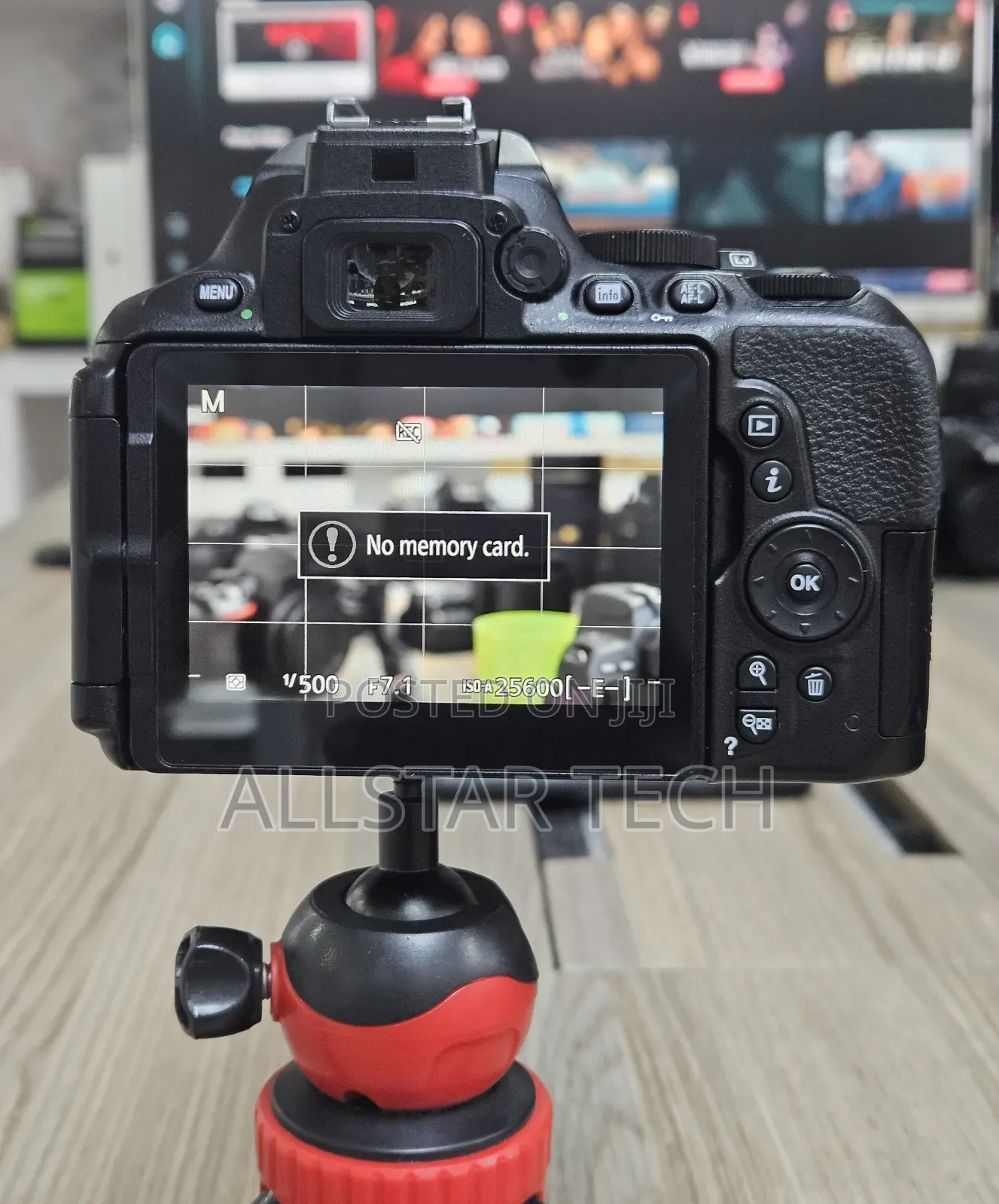 Nikon D5600 DSLR Camera With 18-55mm Ex Us Clean Unit*