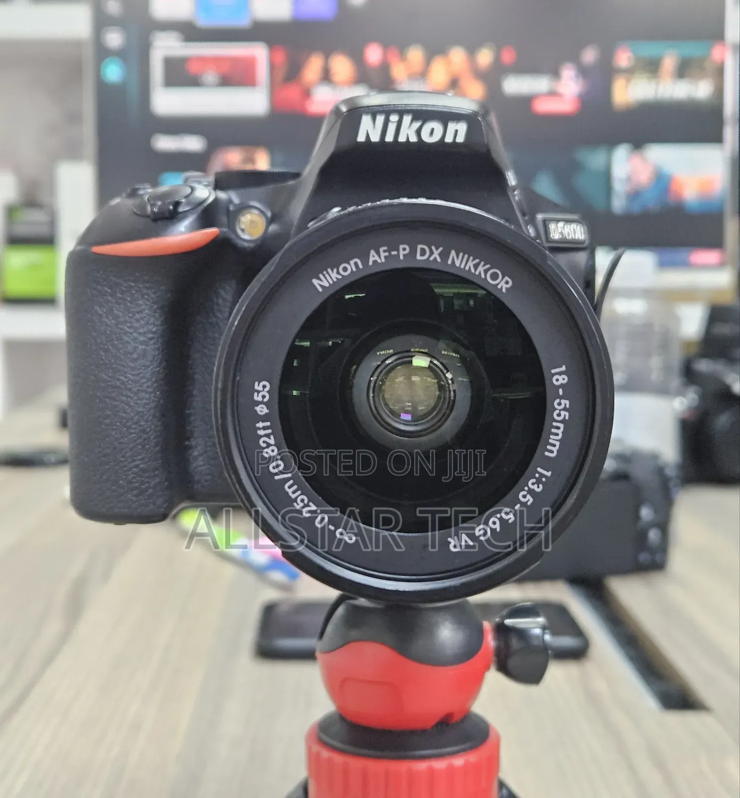 Nikon D5600 DSLR Camera With 18-55mm Ex Us Clean Unit*