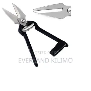 Easy-to-Use Goat Trimmer