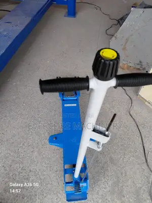 Heavy Duty 10tonne Trolley Jack Machine