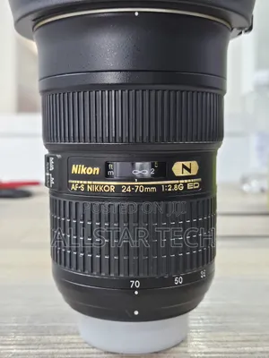 Nikon Af-S Nikkor 24-70mm F/2.8g Ed Lens
