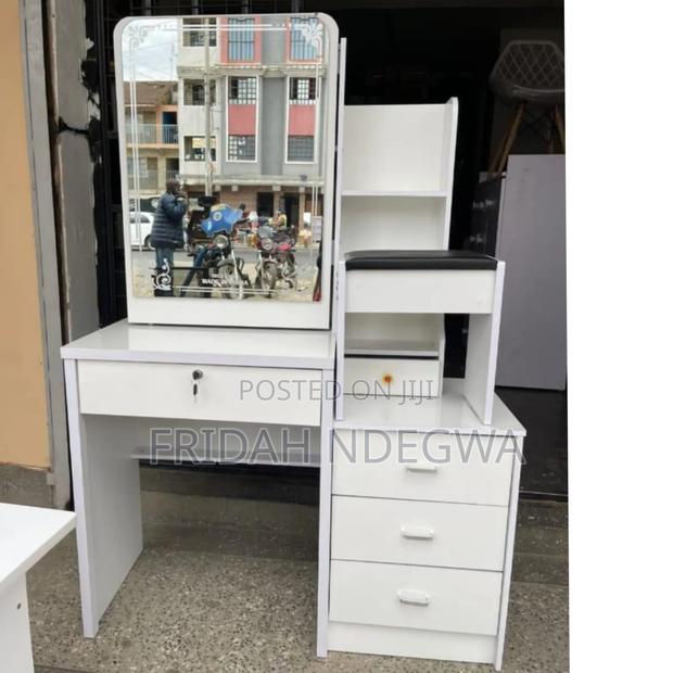 Dressing Table With Sliding Mirror