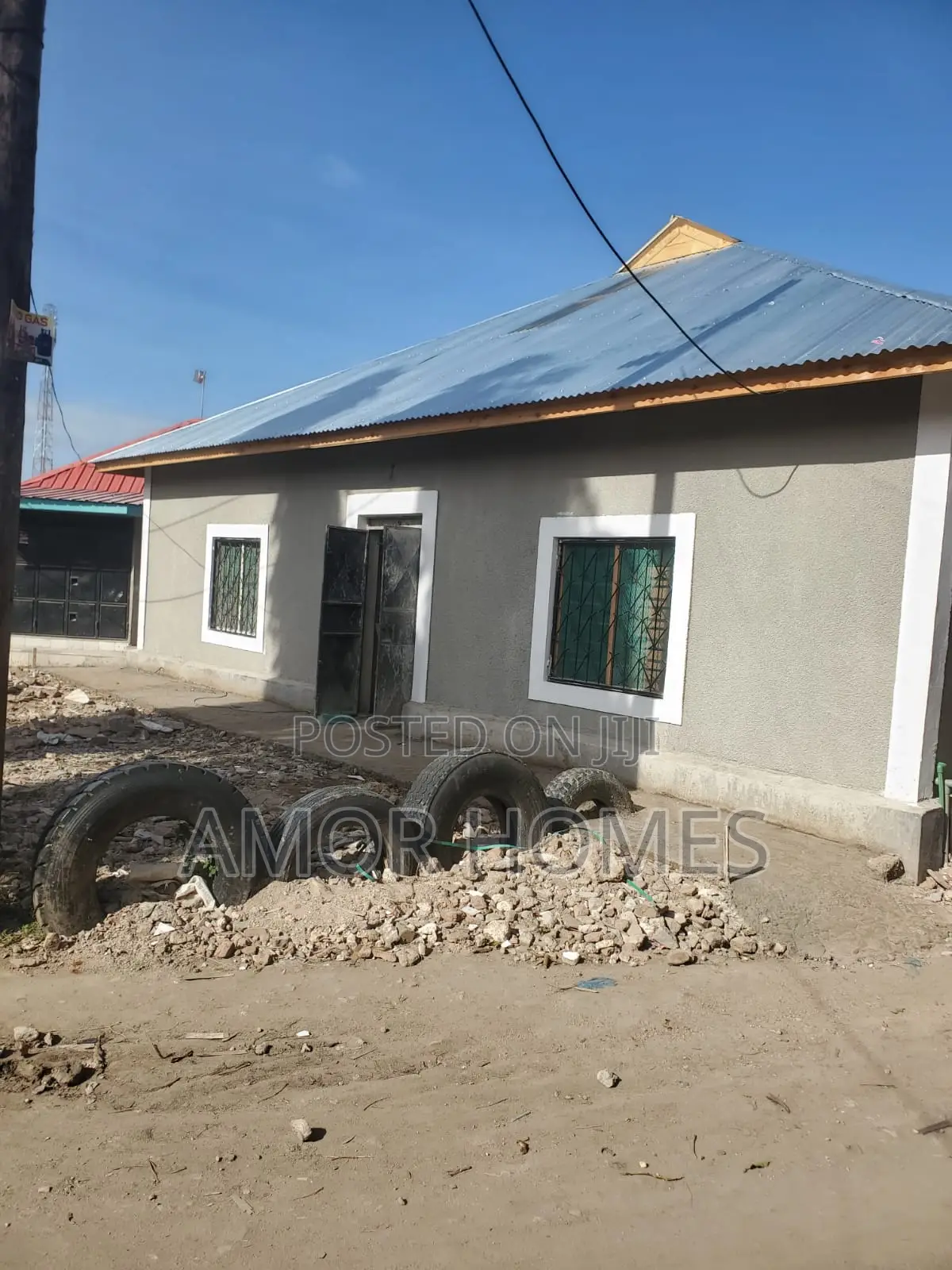 12bdrm House in Leisure, Kongowea for sale