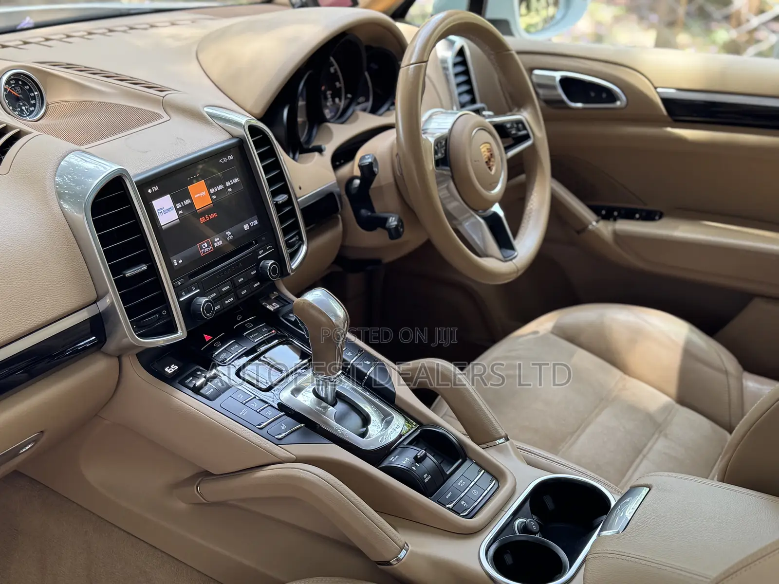 Porsche Cayenne Platinum Edition AWD 2018 White