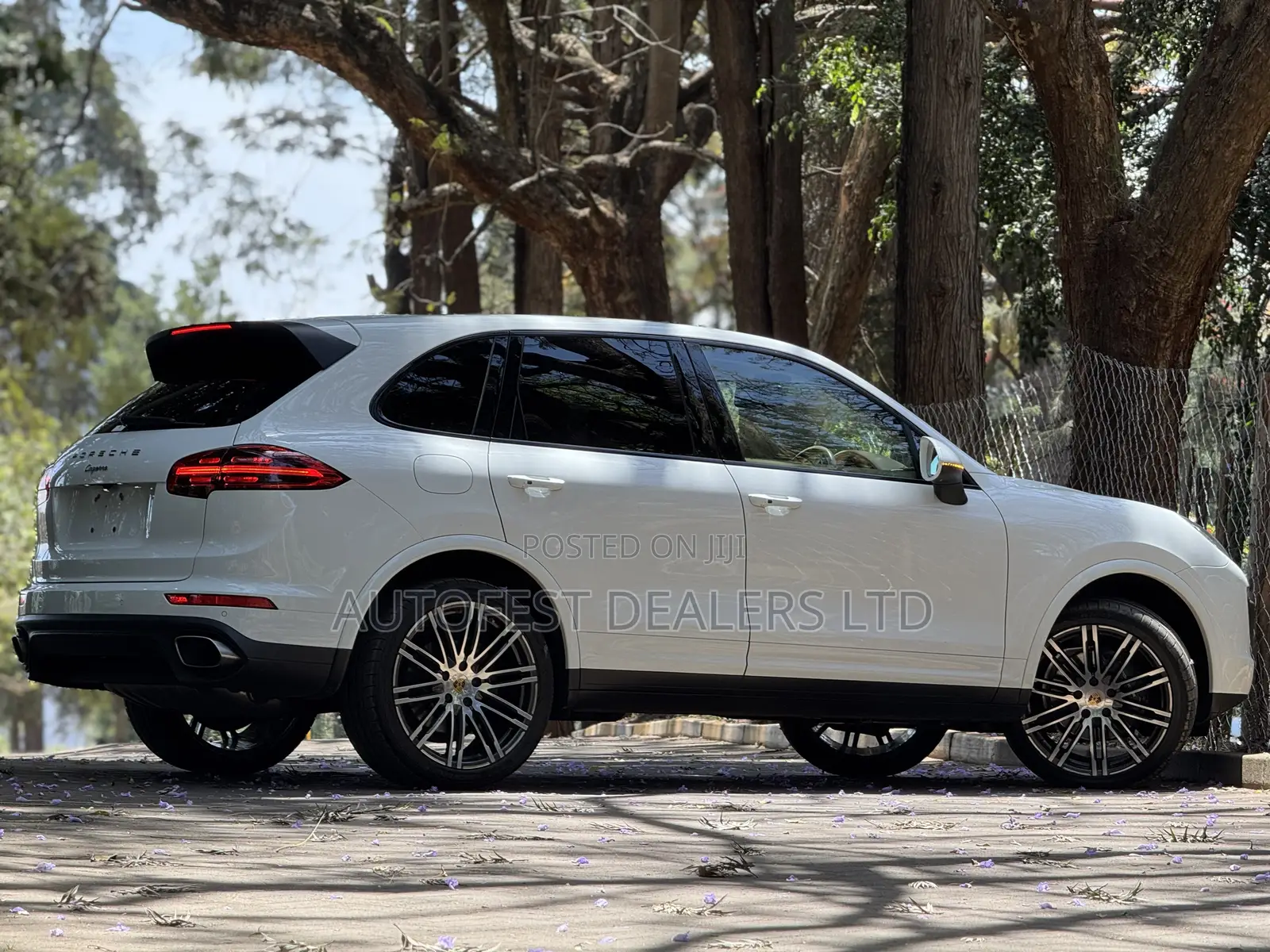 Porsche Cayenne Platinum Edition AWD 2018 White